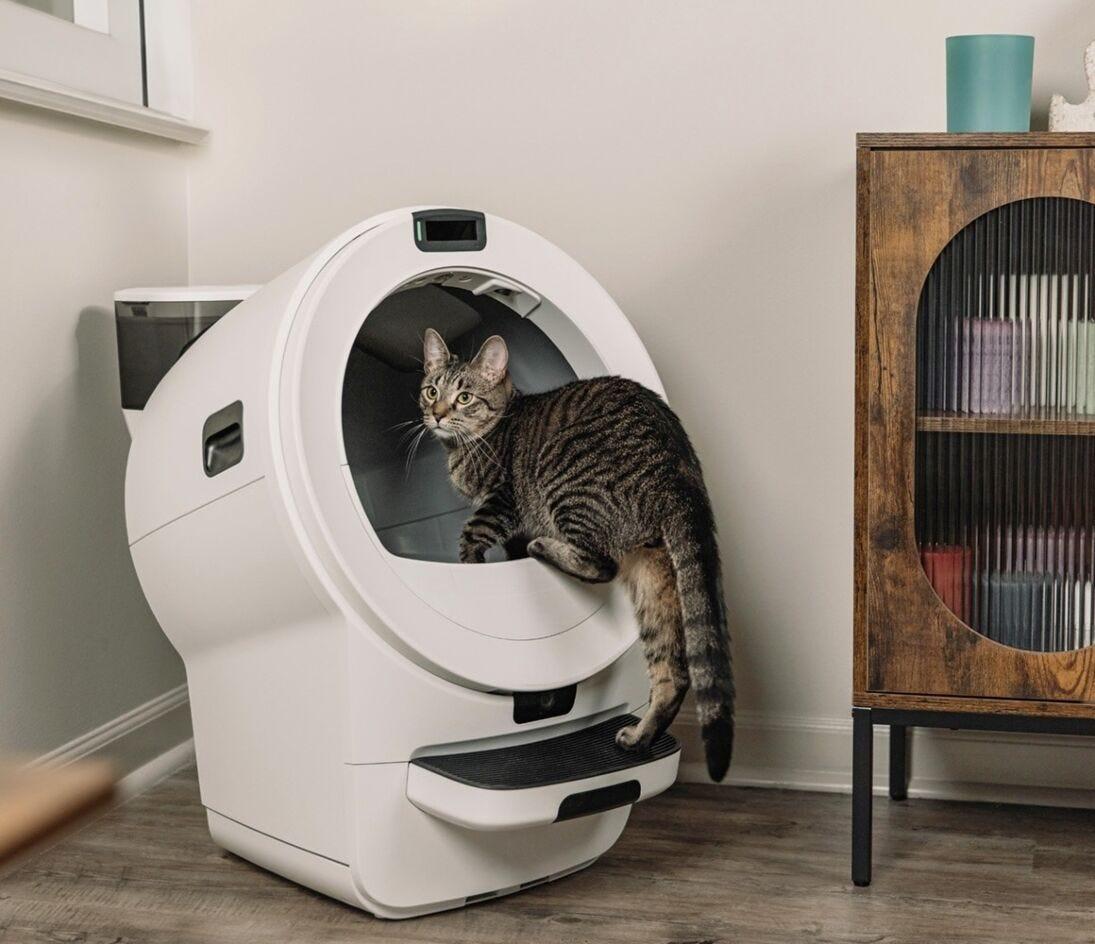 Litter-Robot 5 LitterHopper (White) - Starts shipping June 30