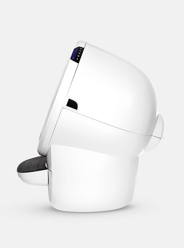 White reconditioned Litter-Robot 4