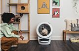 Women with cats using Litter-Robot 4  Thumbnail
