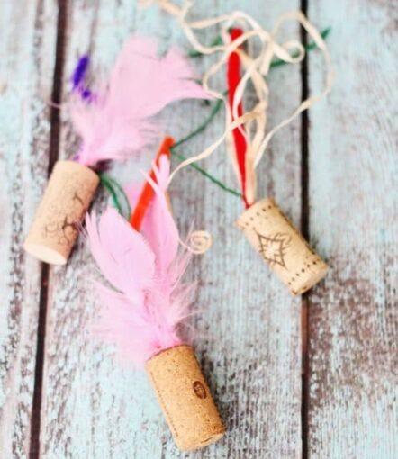 wine cork DIY cat toys