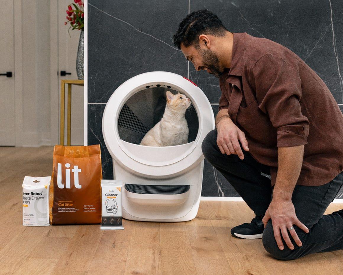 tabby cat inside Litter-Robot 4 with Shield