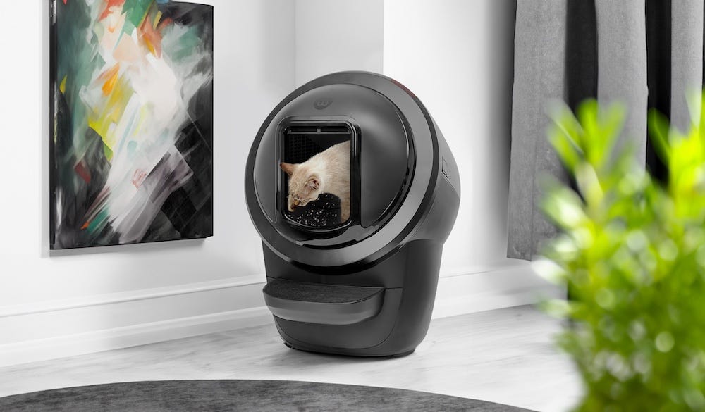 Litter-Robot 4 with Shield enclosed litter box