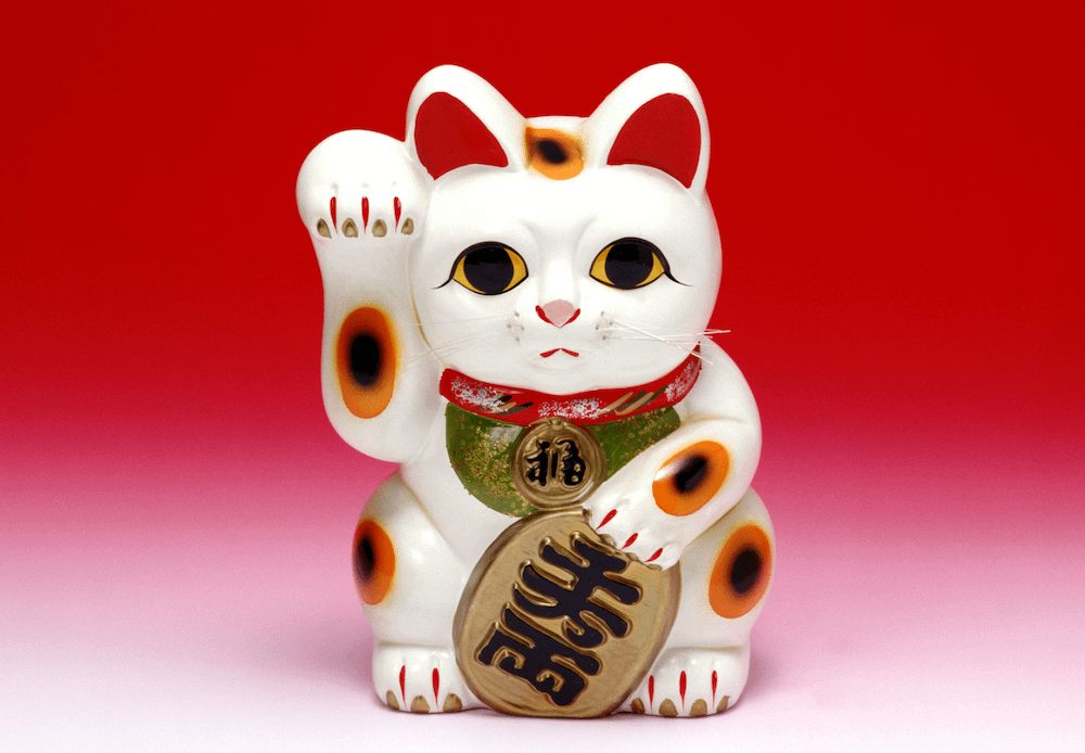 Maneki Neko Japanese Bobtail statue