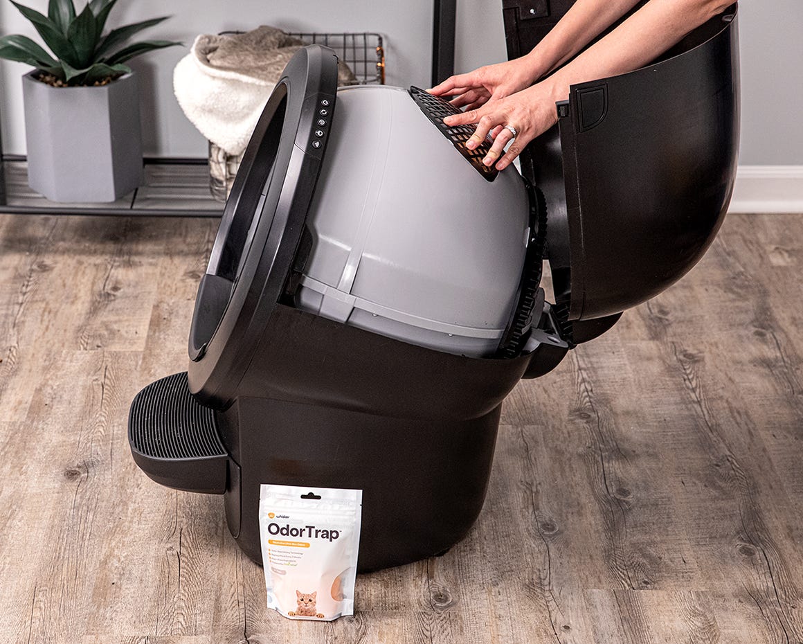 Litter-Robot 4 with OdorTrap Packs
