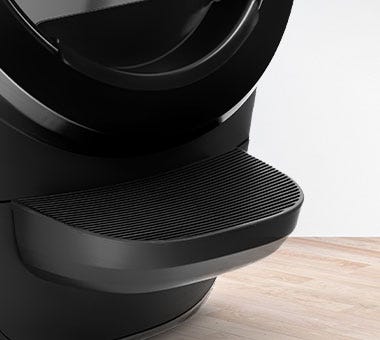 cat with collar using Litter-Robot 4 with fence