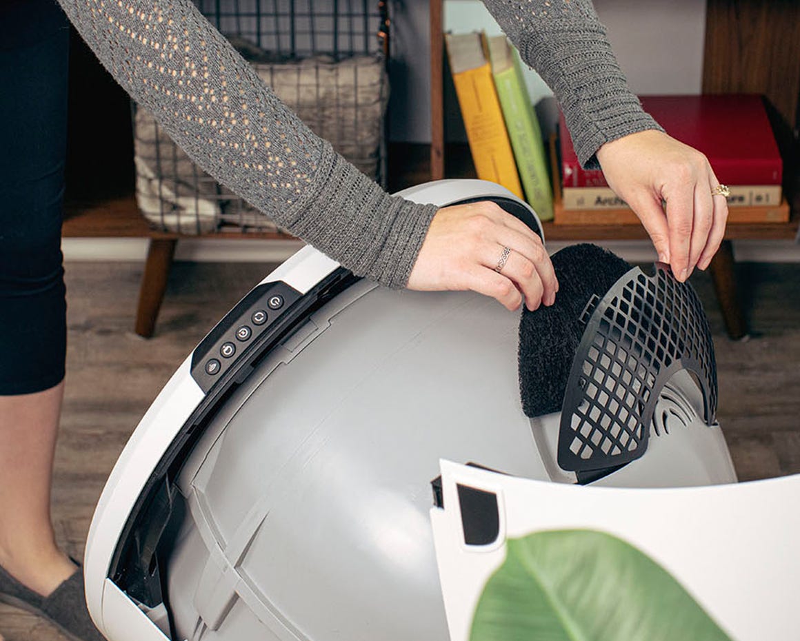 orange cat paws on black Litter Trap Mat