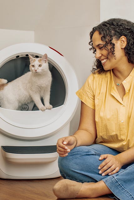 Bethany and Litter-Robot 4